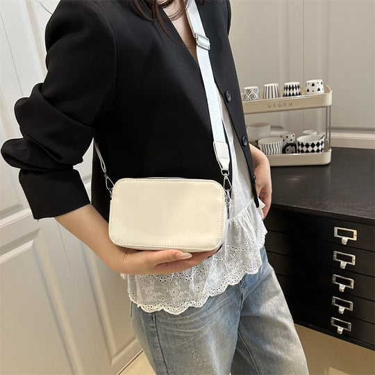 Damen Crossbody-Tasche mit praktischem Reißverschluss und verstellbarem Trageriemen Nord Taschen
