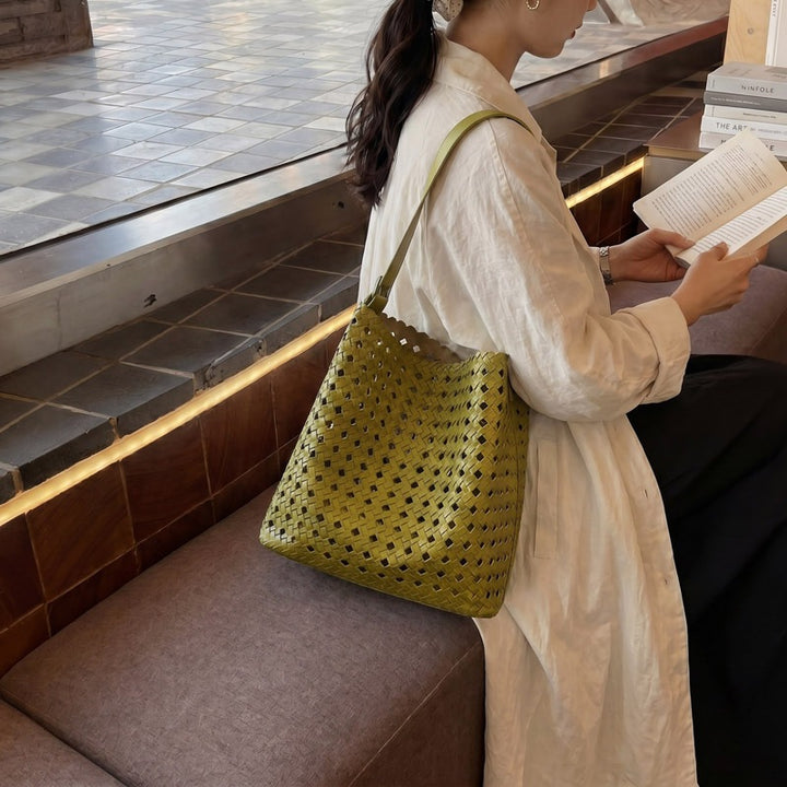 Damen geflochtene Hobo-Tasche aus hochwertigem Kunstleder mit weichem Innenfutter Nord Taschen