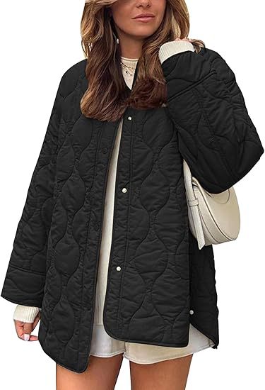 Damen Steppjacke im Oversize Design mit gewölbter Steppung und seitlichem Schlitz Nord Taschen