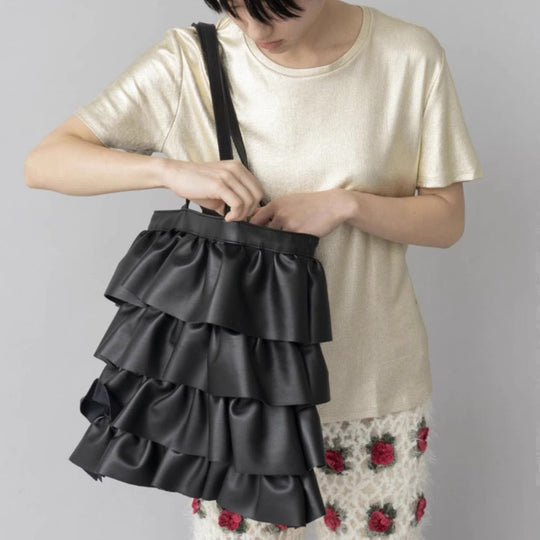 Damen Handtasche mit voluminösem Rüschendesign Nord Taschen