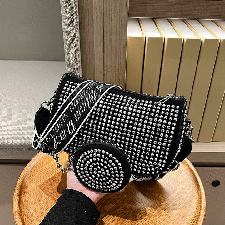Damen Glamouröse Umhängetasche aus Kunstleder mit funkelnden Strassverzierungen Nord Taschen