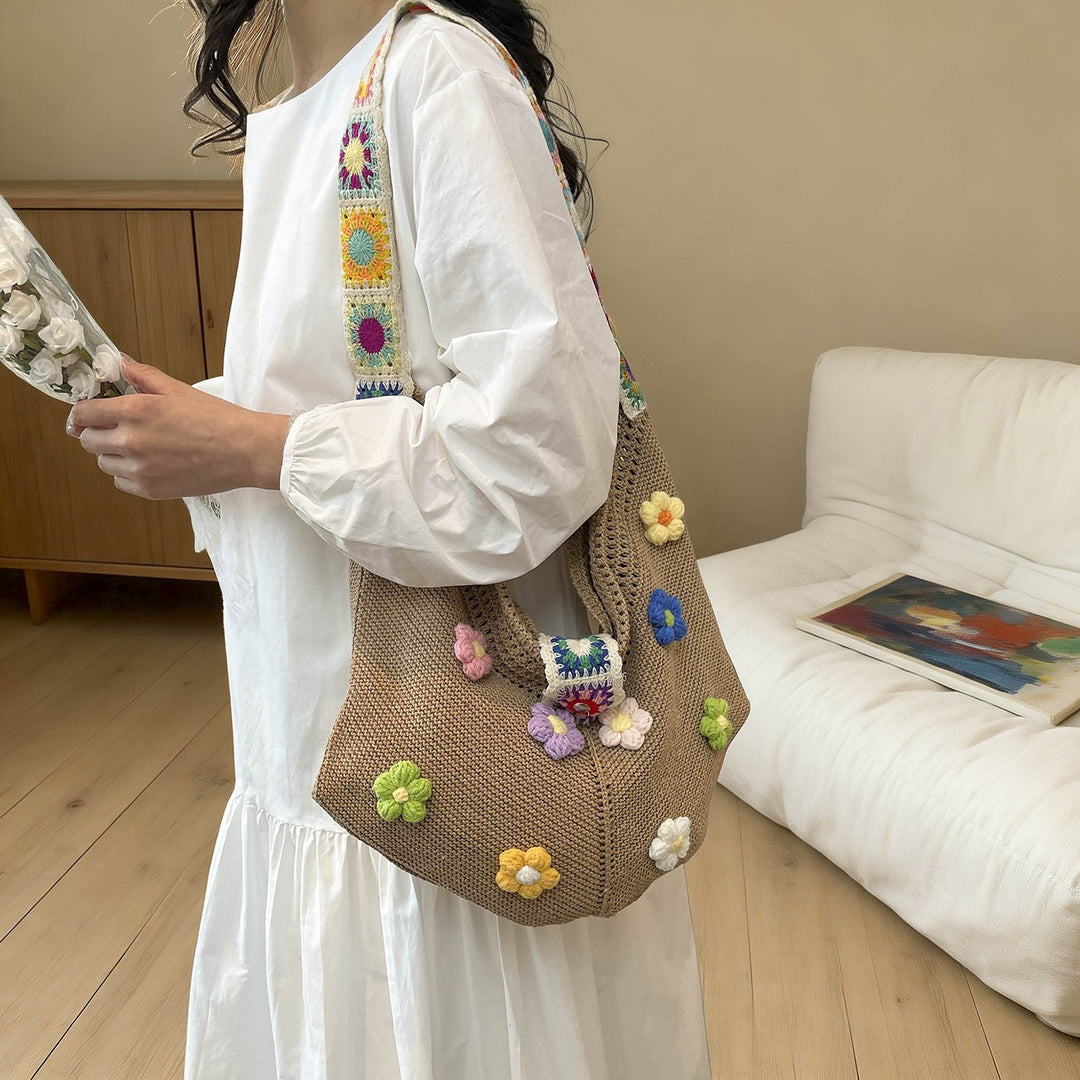 Damen Häkel-Umhängetasche mit bunten Blumenapplikationen Nord Taschen