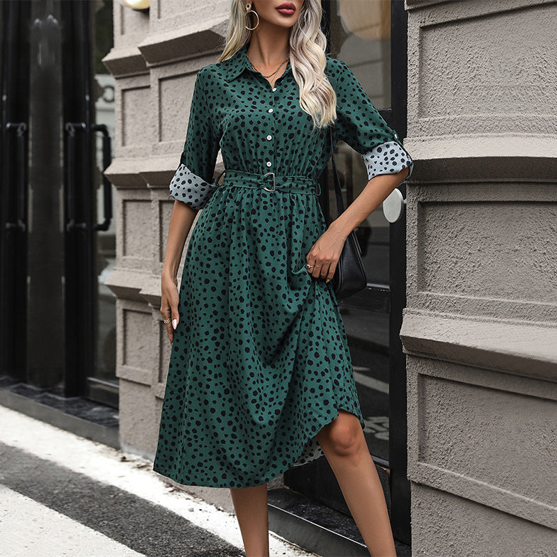 Damen Langärmliges Hemdblusenkleid mit Gürtel und Punkten Nord Taschen