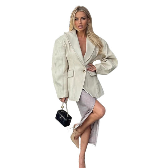 Damen Taillierter Kunstlederblazer mit Wiener Nähten und strukturierter Schulter Nord Taschen