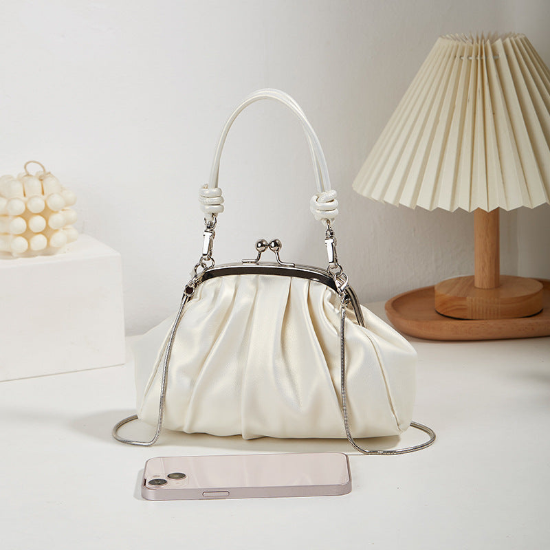 Damen Handtasche mit elegantem Faltendesign und verstellbarem Schulterriemen Nord Taschen