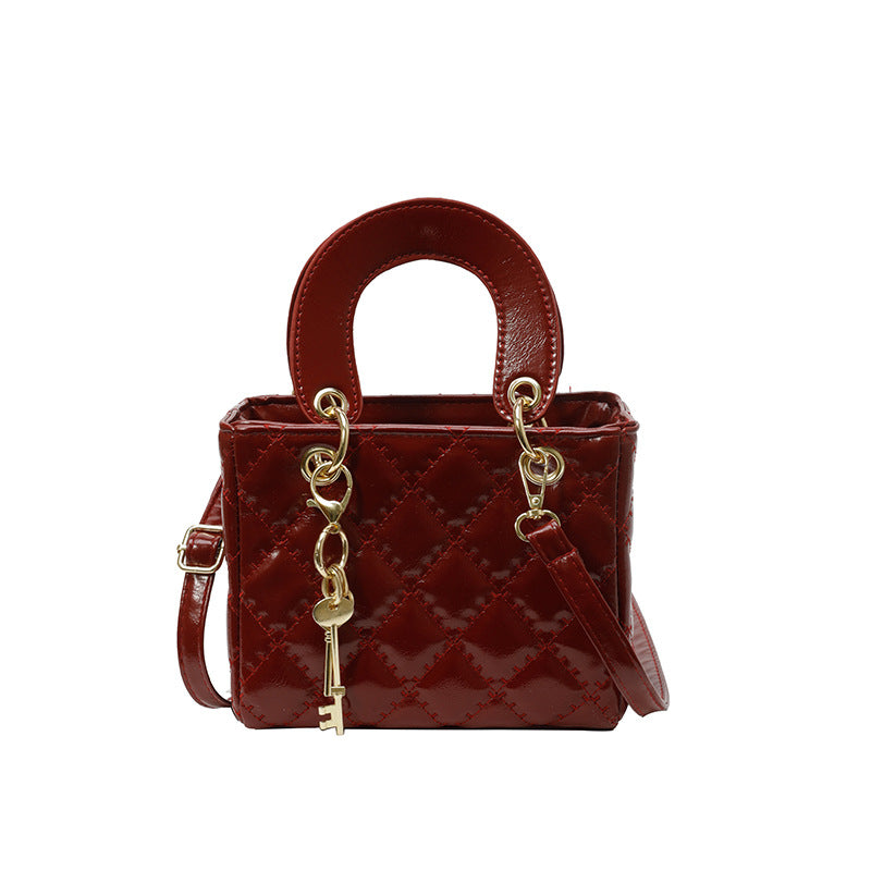 Damen elegante Mini-Henkeltasche mit gestepptem Design Nord Taschen