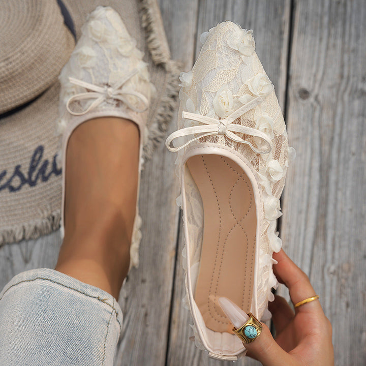 Damen elegante Spitzenschuhe mit floralem Design