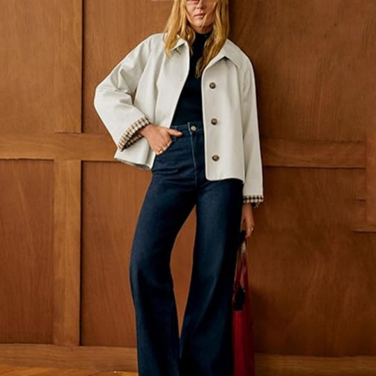 Damen Boxy-Shortcoat mit übergroßem Revers und Karomanschetten Nord Taschen