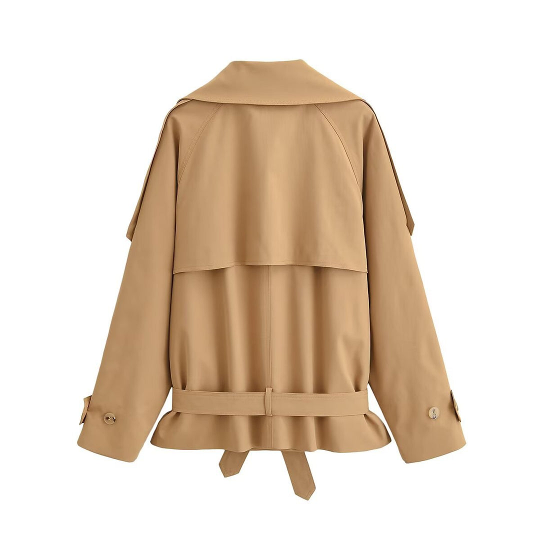 Damen Kurz-Trenchcoat mit doppelreihiger Knopfleiste, Cape‑Yoke und Taillengürtel Nord Taschen
