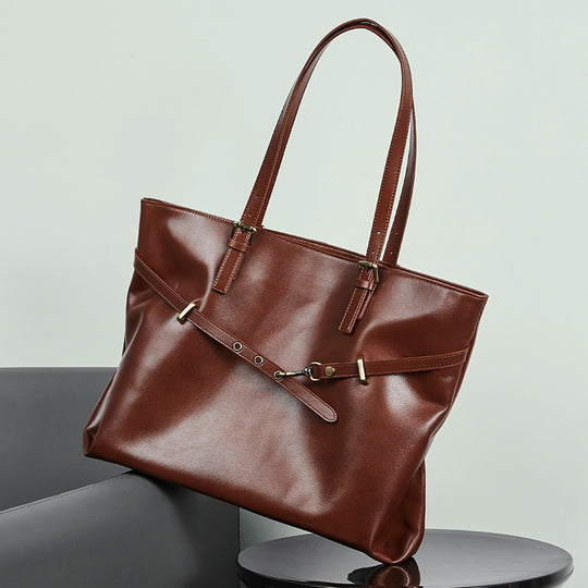 Damen elegante Tote-Tasche mit praktischem Innenaufbau und stilvollen Akzenten Nord Taschen