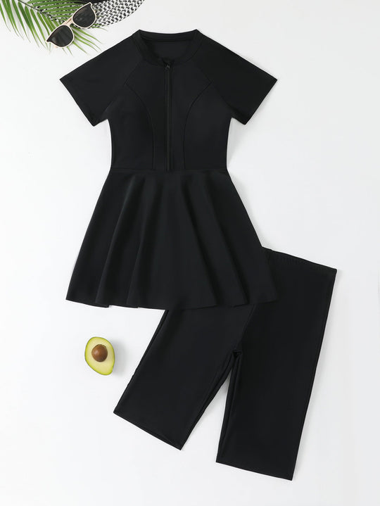 Damen Schwimmkleid mit Reißverschluss und passenden Shorts