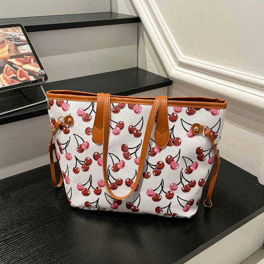 Damen Tragetasche mit fröhlichem Erdbeerdesign Nord Taschen