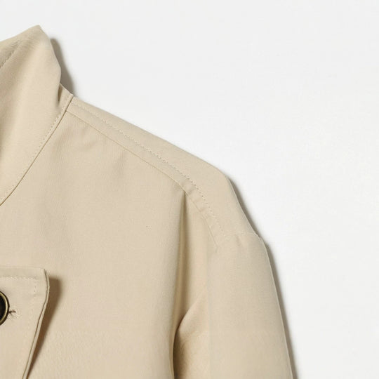 Damen Asymmetrische Kurzjacke mit Stehkragen und taillierten Nähten Nord Taschen