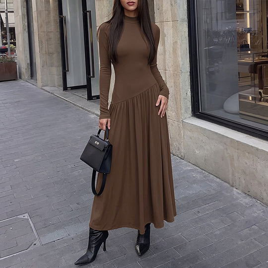 Damen Elegantes Maxikleid mit langen Ärmeln und hohem Kragen Nord Taschen