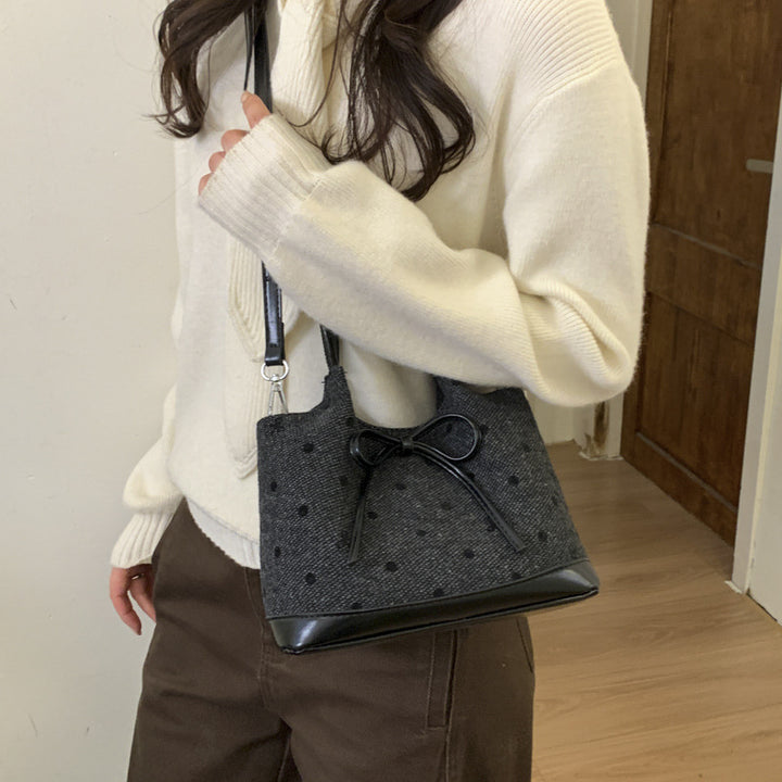 Damen Hobo-Tasche mit verspieltem Design und elegantem Kordelzug Nord Taschen
