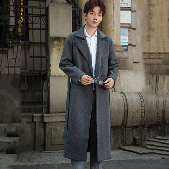 Herren Maxilanger Wollmix-Übermantel mit minimalistischer Silhouette und verdeckter Knopfleiste Nord Taschen