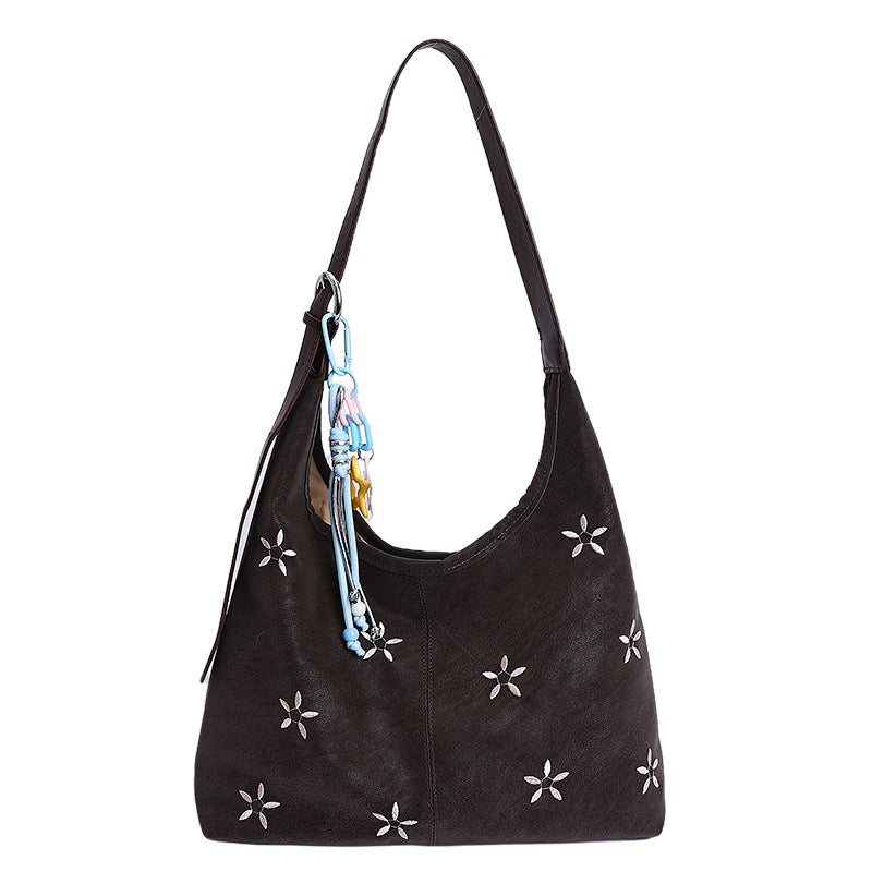 Damen modische Schultertasche mit buntem Anhänger Nord Taschen