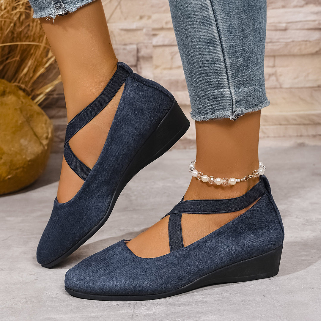 Damen  minimalistische Samt-Ballerina mit dekorativer Fußkette und ergonomischem Komfortfußbett Nord Taschen