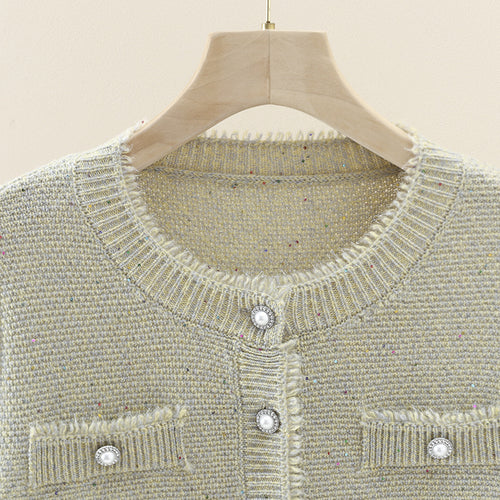Damen Bouclé-Cardigan mit Perlmuttknöpfen und aufgesetzten Taschen Nord Taschen