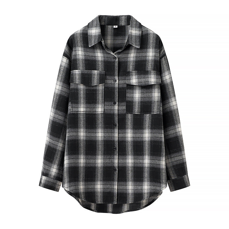 Damen Oversize‑Karo‑Hemdbluse mit aufgesetzten Brusttaschen und abgerundetem Saum Nord Taschen