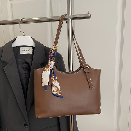 Damen strukturierte Handtasche mit modischem Seiden-Schal Nord Taschen