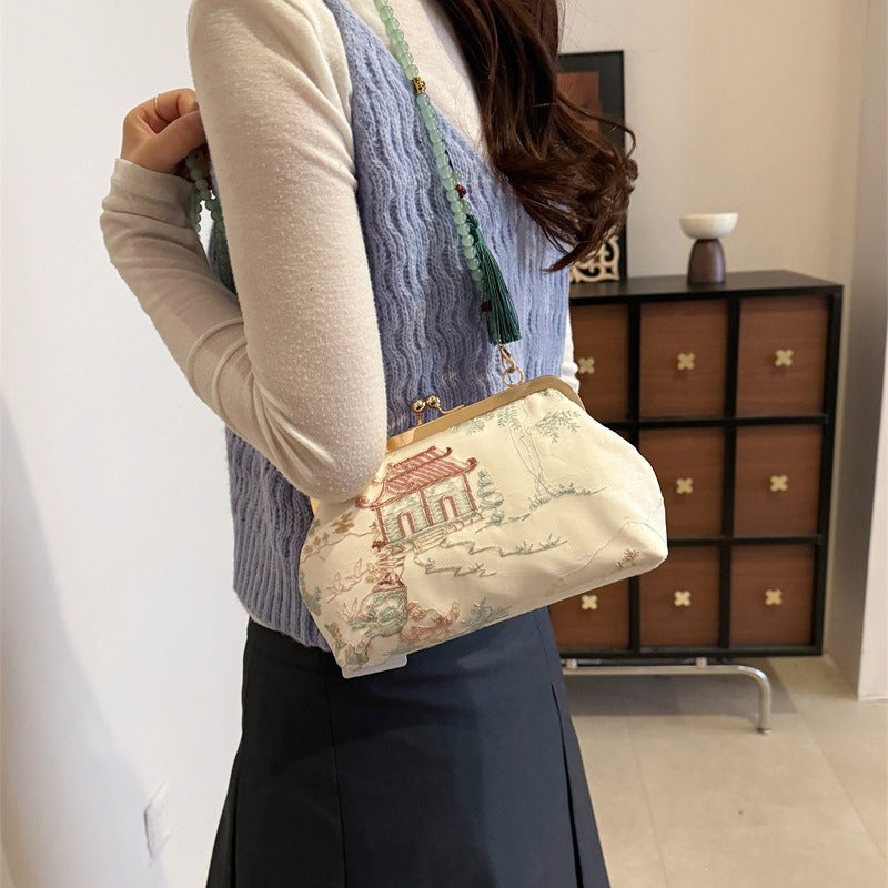 Damen elegante Clutch mit traditioneller Stickerei Nord Taschen