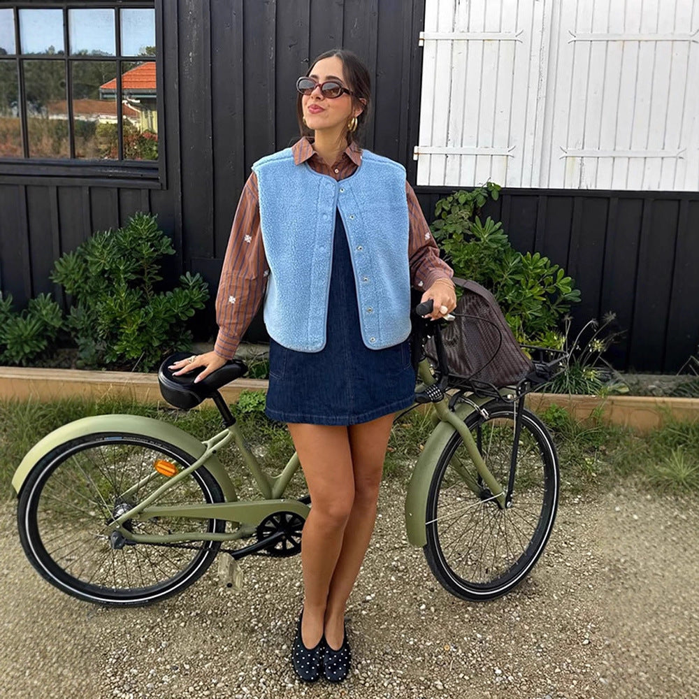 Damen Gefütterte Teddy‑Fleece‑Weste mit Druckknöpfen und abgerundetem Saum Nord Taschen