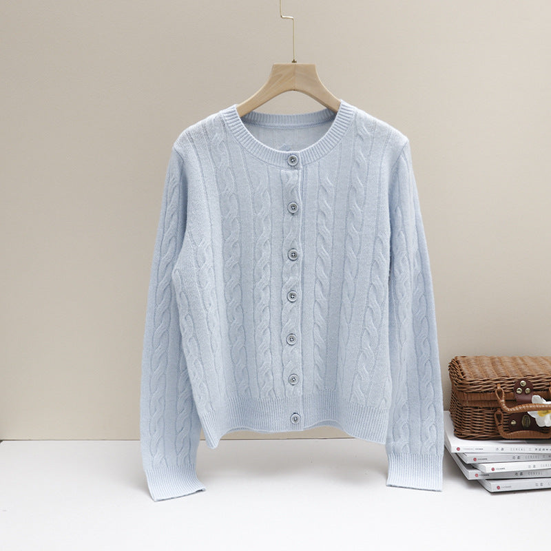 Damen Kurz geschnittener Zopfmuster-Cardigan aus leichter Baumwollmischung mit feinem Rippbündchen Nord Taschen