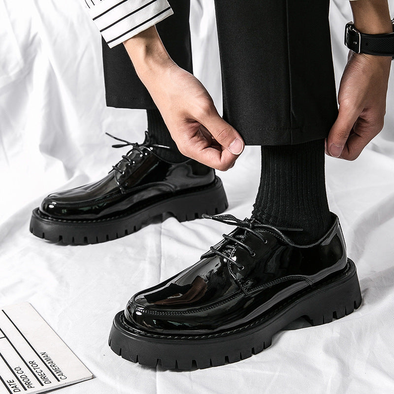Herren Elegante Schnürschuhe mit stabiler Profilsohle und klassischem Design