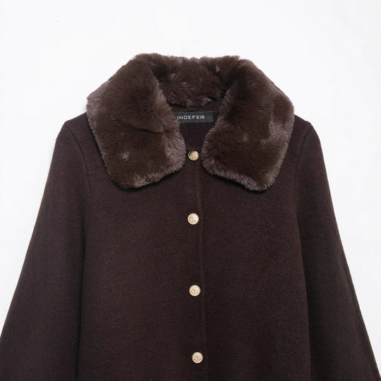 Damen Kurzgeschnittener Strickcardigan mit abnehmbarem Faux‑Fur‑Kragen Nord Taschen