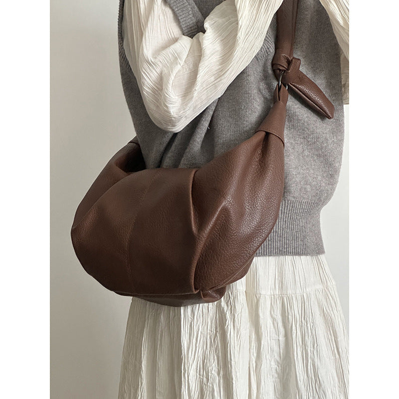 Damen Hobo-Tasche aus hochwertigem Leder mit raffiniertem Faltendesign Nord Taschen