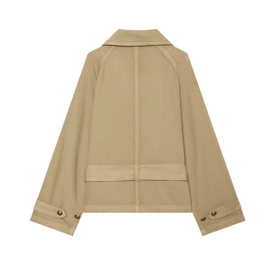 Damen Kurz geschnittene Trenchjacke mit Doppelknopfleiste, Schulterpatten und Taillengürtel Nord Taschen