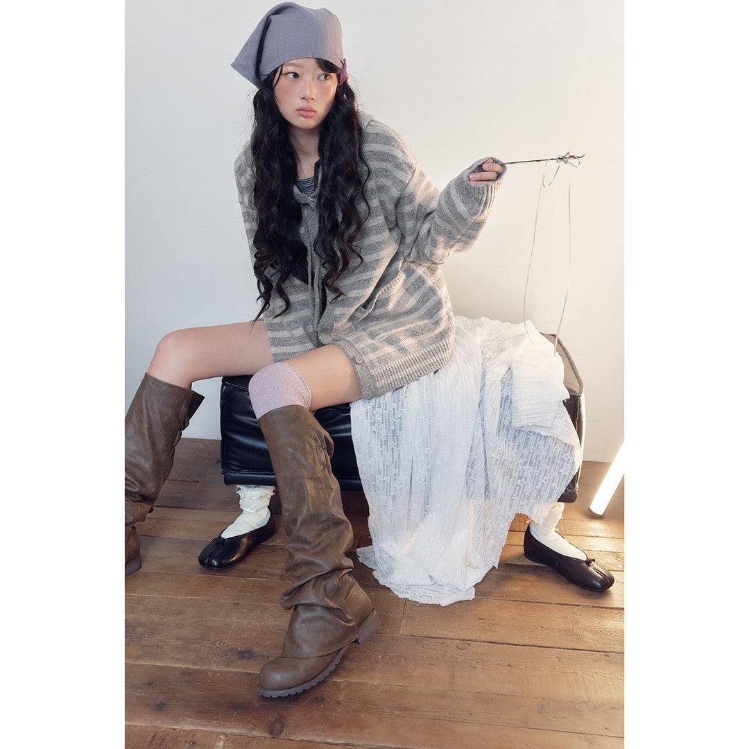 Damen Gestreifte Strickjacke mit Kapuze, durchgehender Knopfleiste und aufgesetzten Taschen Nord Taschen