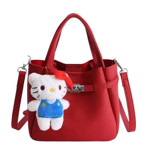 Damen Mini-Handtasche mit kuscheligem Anhänger Nord Taschen