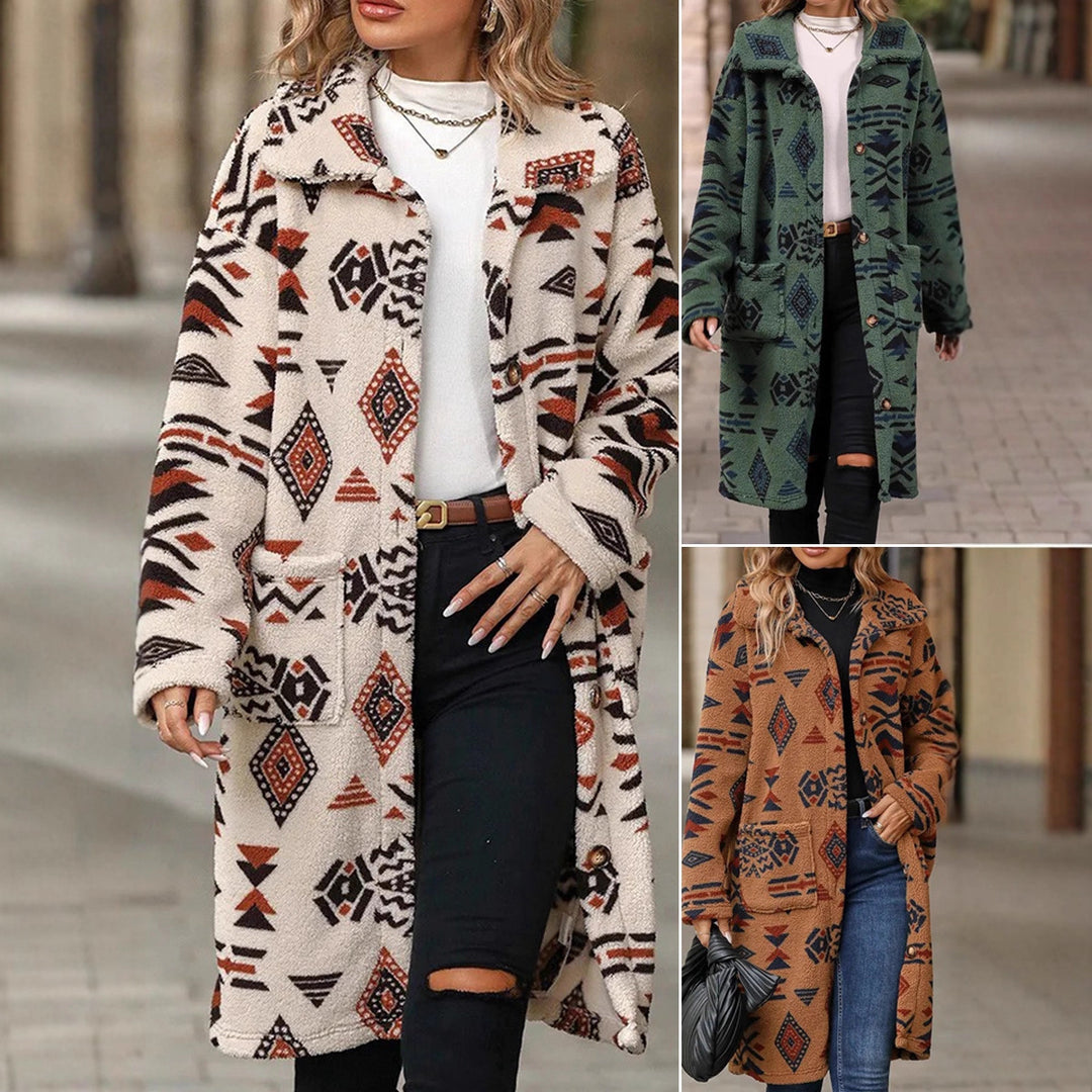Damen Teddy-Mantel mit Aztekenmuster, Knopfleiste und aufgesetzten Taschen Nord Taschen