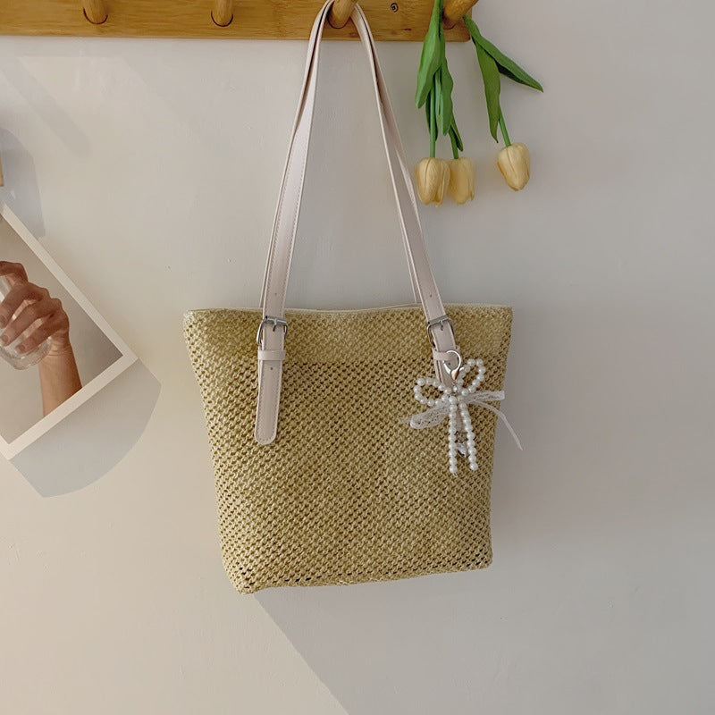Damen stimmungsvolle Basttragetasche mit elegantem Perlenanhänger Nord Taschen