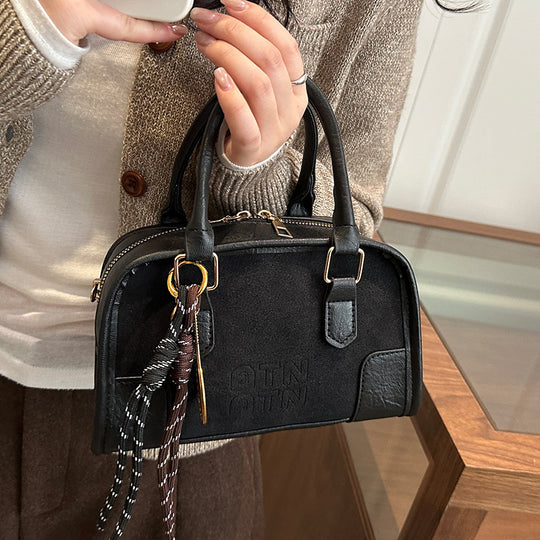 Damen Handtasche mit eleganten Details und hochwertiger Verarbeitung Nord Taschen