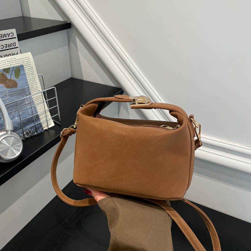 Damen Handtasche mit exklusivem Design und praktischem Innenfächersystem Nord Taschen
