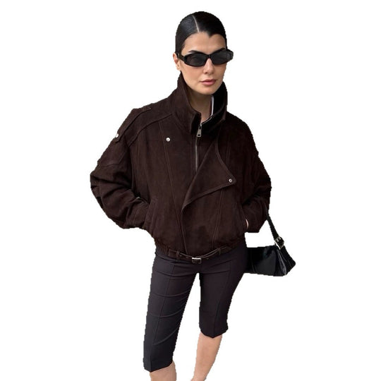 Damen Kurze Veloursleder-Bomberjacke mit hohem Stehkragen und Taillengürtel Nord Taschen