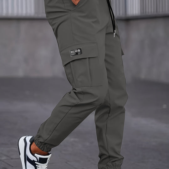 Herren Cargo-Jogginghose mit Tunnelzug, tapered Schnitt & aufgesetzten Klappentaschen Nord Taschen
