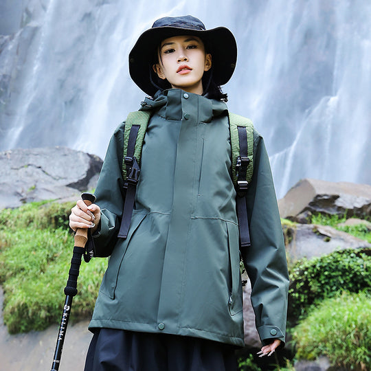 Damen technische Mehrlagen-Hardshell-Regenjacke mit verstellbarer Kapuze, Brustriemen und wasserabweisenden Reißverschlüssen Nord Taschen