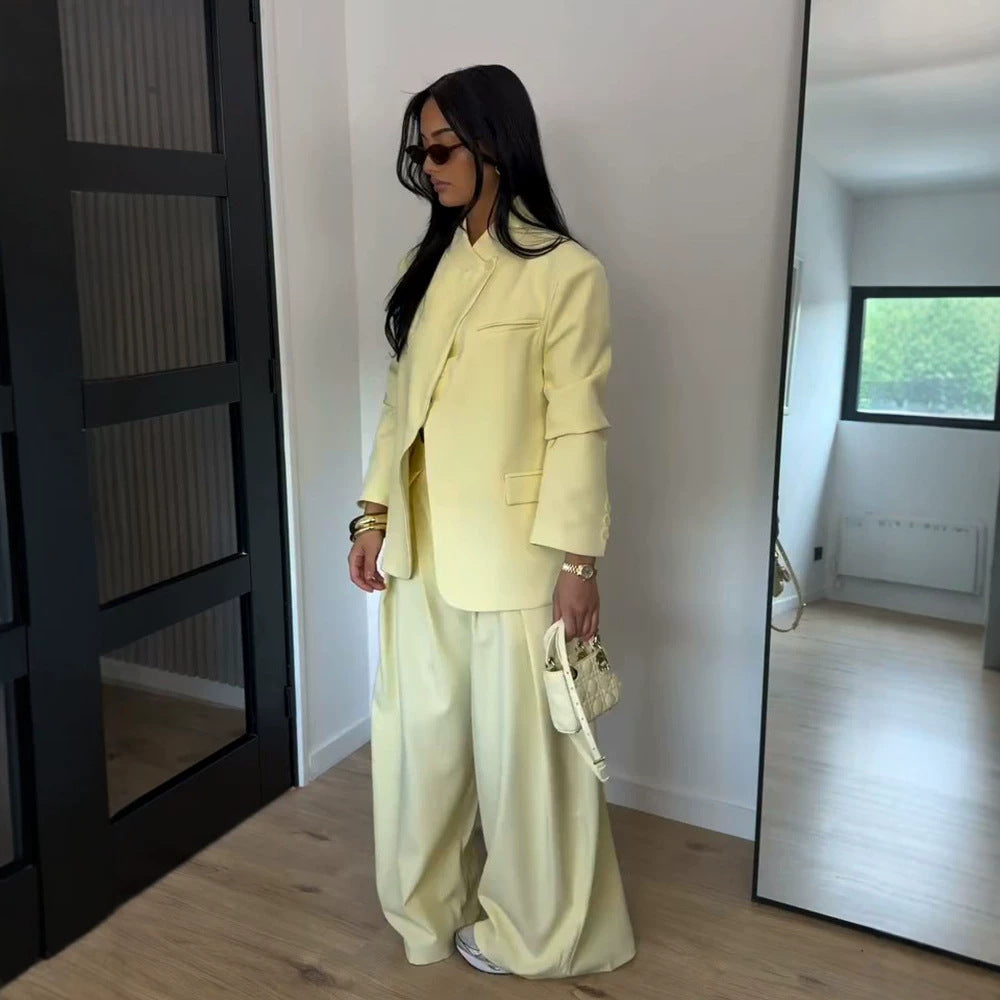 Damen Zweiteiliges Oversize-Sakko mit Stehkragen und weite Bundfaltenhose Nord Taschen