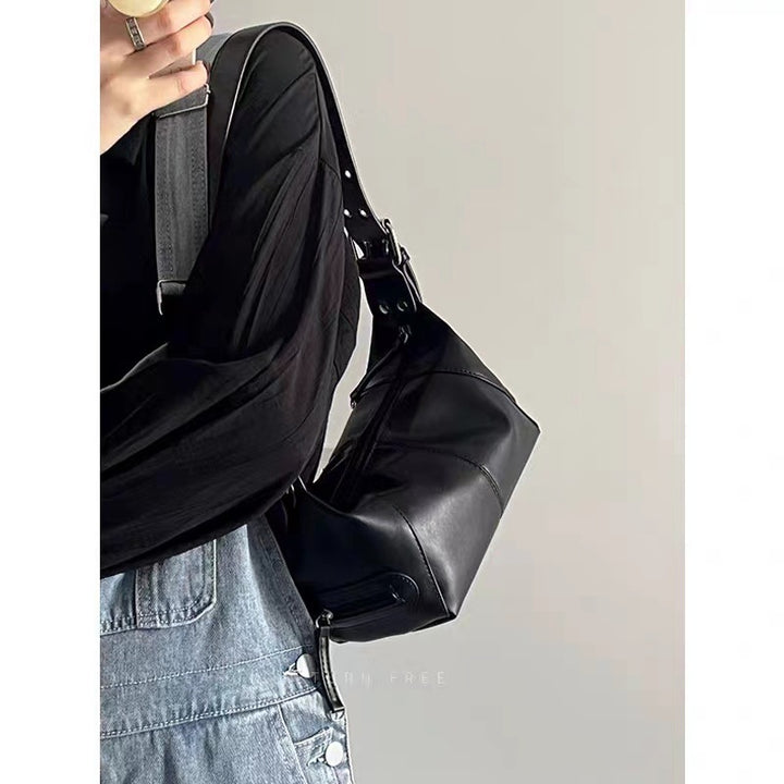 Damen Hobo-Tasche mit elegante Faltoptik und weichem Kunstleder Nord Taschen