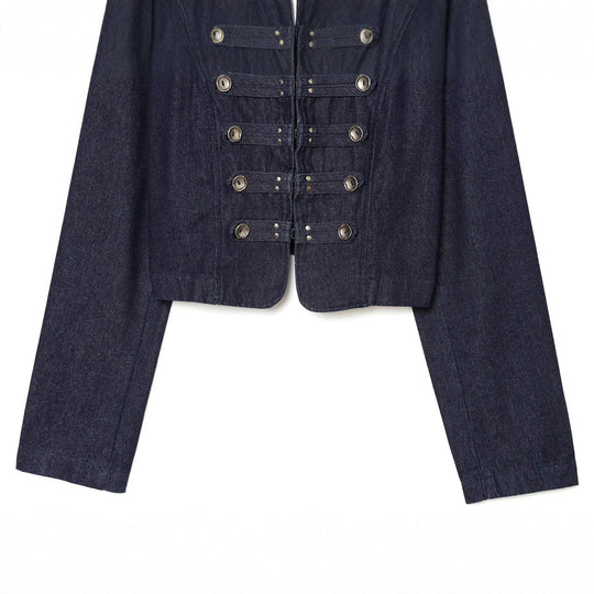Damen kurze Denim‑Militärjacke mit Stehkragen und dekorativer Zierknopfleiste Nord Taschen