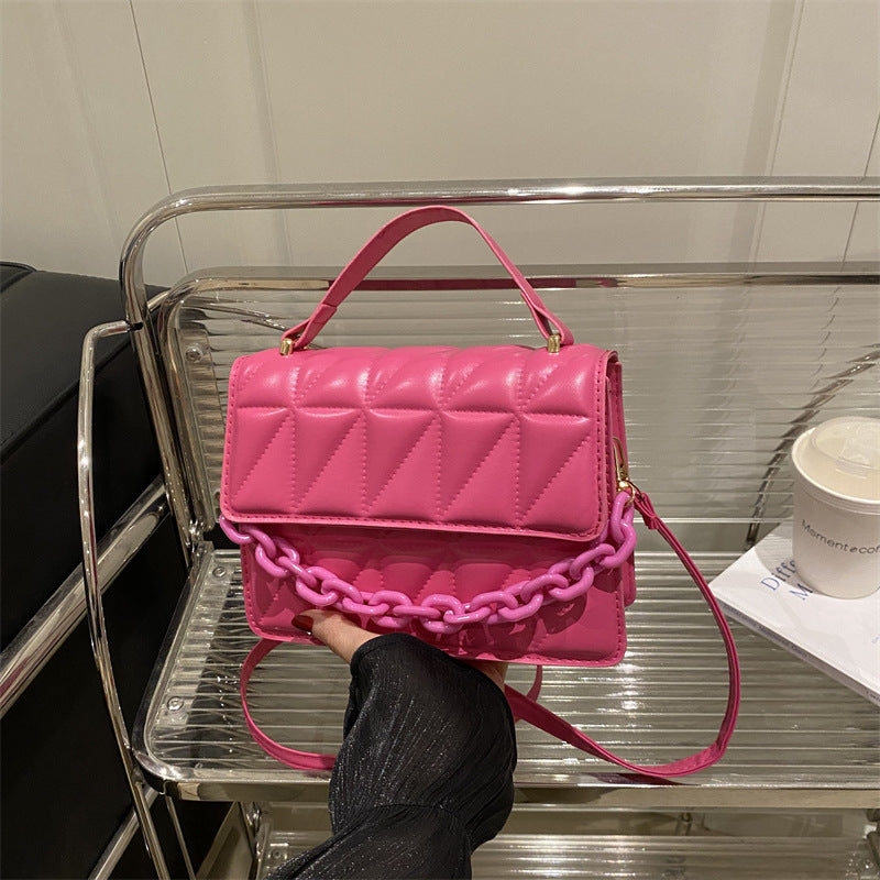 Damen elegante Umhängetasche mit strukturiertem Design und luxuriösem Kettenverschluss Nord Taschen