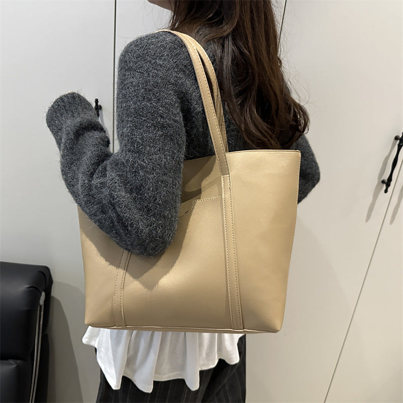 Damen Tote-Bag aus strukturiertem Kunstleder mit stilvollem Detail Nord Taschen