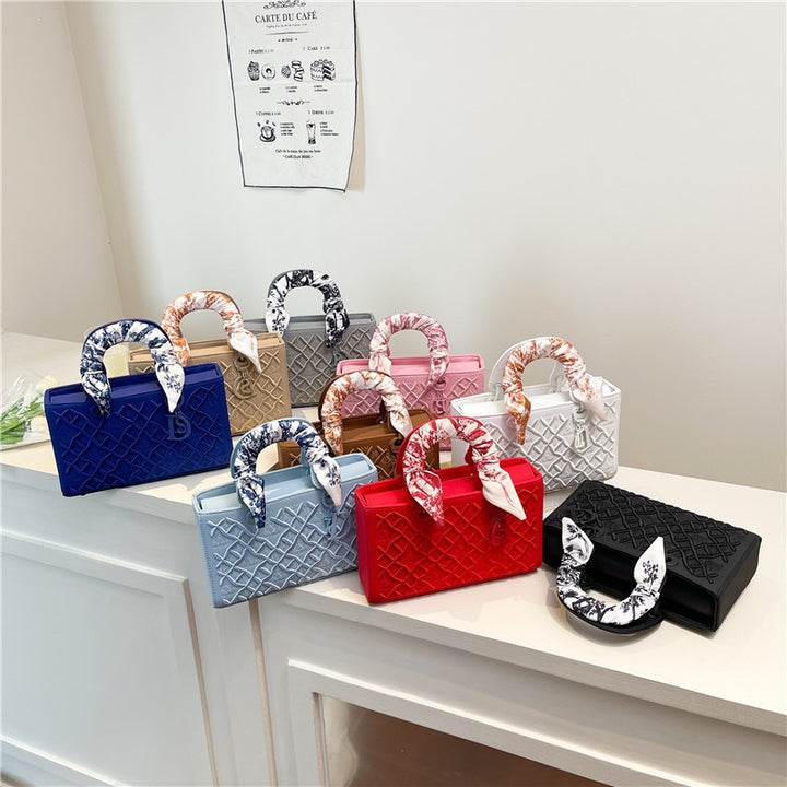 Damen elegante Handtasche mit strukturiertem Design und modischem Halsschal Nord Taschen