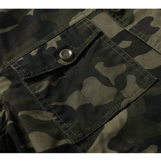 Herren Militärinspirierte Tarnprint-Übergangsjacke mit Reißverschluss, Pattentaschen und elastischen Bündchen Nord Taschen