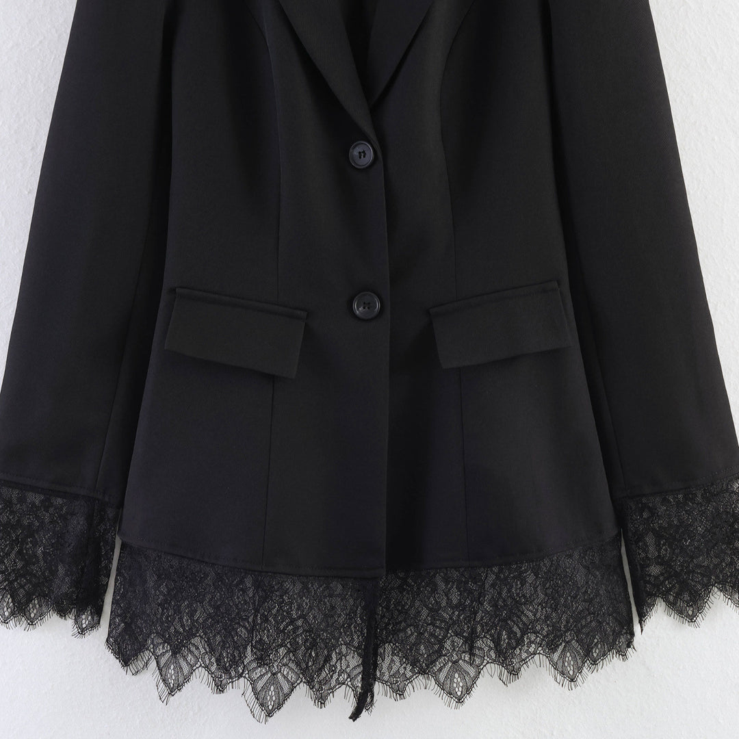 Damen Taillierter Blazer mit Spitzensaum und Pattentaschen Nord Taschen