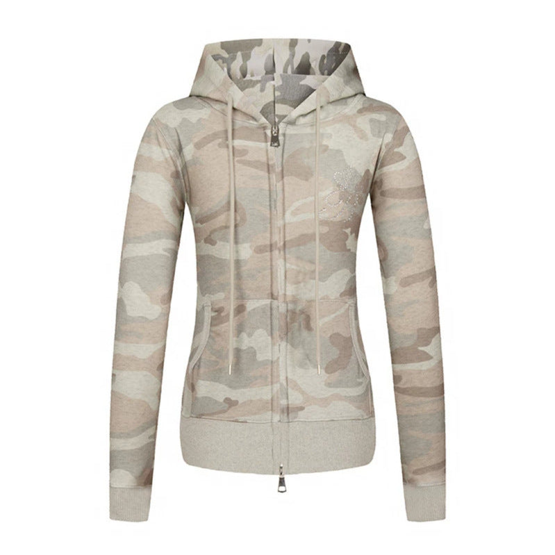 Damen Kapuzen-Sweatjacke mit zweiseitigem Reißverschluss, Camouflage-Print und Strass‑Schmetterling Nord Taschen